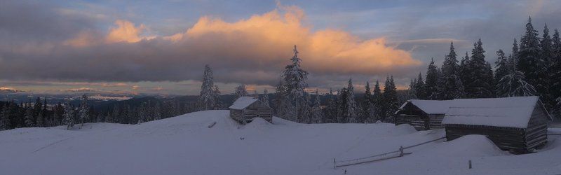 украина, карпаты, поход. новый год Игра света и снегаphoto preview