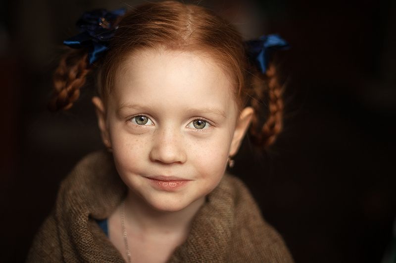 девочка, портрет, жанр За секунду до улыбкиphoto preview