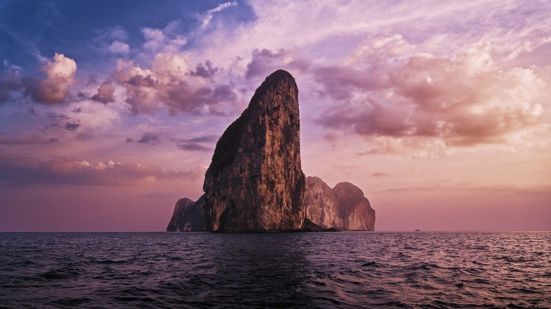phi phi, island, seascape, sea, sky, clouds, sunset, dusk, colorgrade, colorgrading, cinematic, filmlook, thai, thailand Islandphoto preview