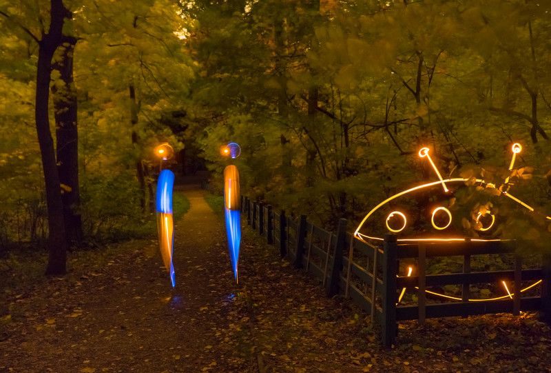 lightpainting, lightart, longexposure, nightphotography, light, night, lightblade 》¤||~●[《•°°●^¡¡¤photo preview