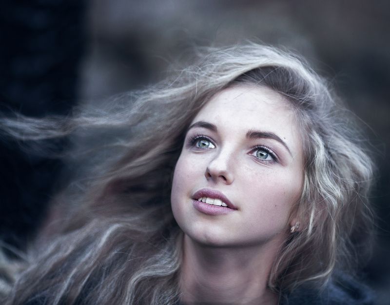 девушка, портрет, полет, мечта, надежда, красота Мечтаphoto preview