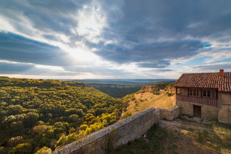 Чуфут-Калеphoto preview