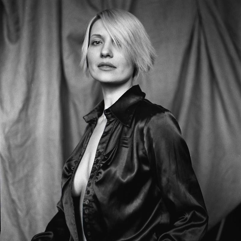 портрет, девушка, пленка, ilford, mamiya, portrait, people, woman, face Ингаphoto preview