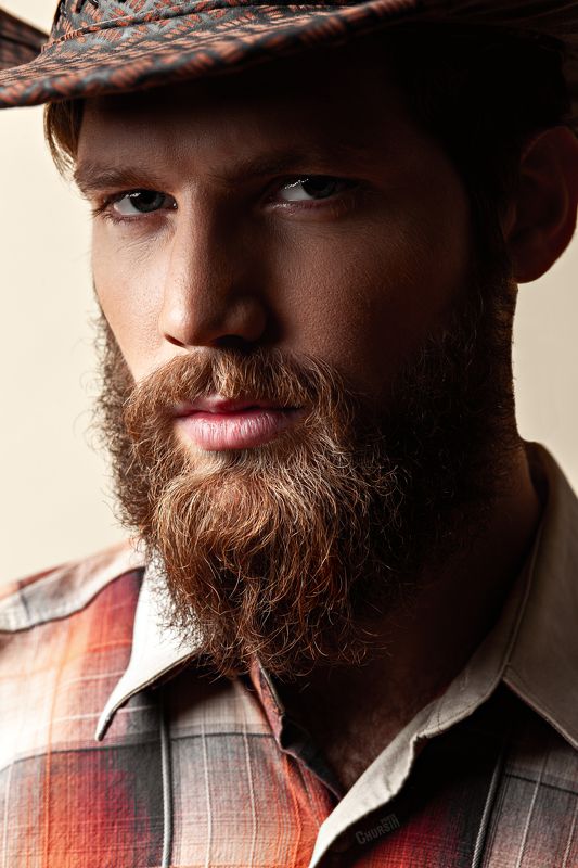 мужской портрет, ковбой, в шляпе, борода, с бородой Гламурный ковбойphoto preview