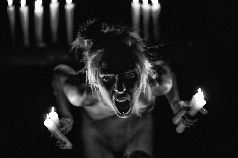 ведьма свечи чб Ведьмаphoto preview