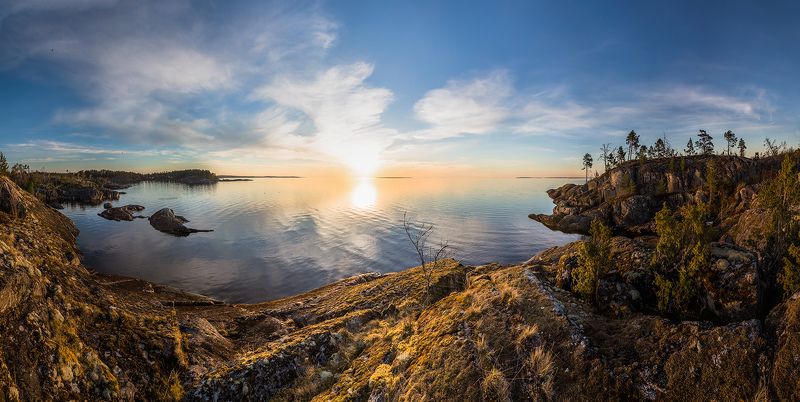 ладога, ладожское озеро, карелия, скалы, шхеры, вода, горизонт, сосны, весна, панорама Доброе утро, Ладога.photo preview