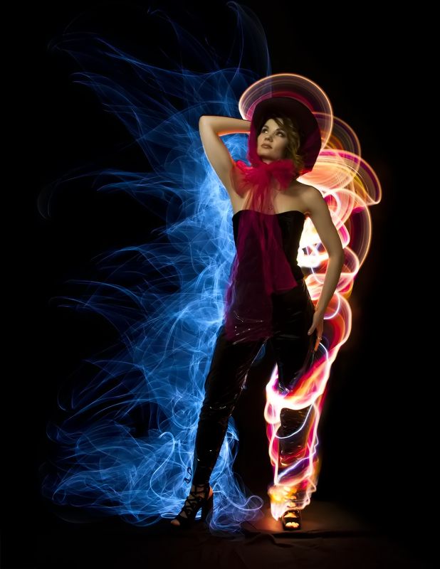 lightpainting, lightart, longexposure, nightphotography, light, night, portrait Ice and Flames.❄photo preview