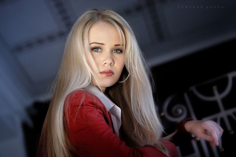 вероника,veronika,portrait,people,blonde,long hair,blonde hair,zanfoar,czech republic,nikon d7000,nikon,чехия Вероника III.photo preview