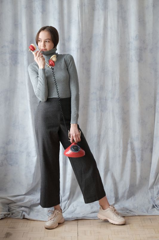 телефон ретро концепт студия свет окно фон Я бы ему позвонила...или нет?photo preview