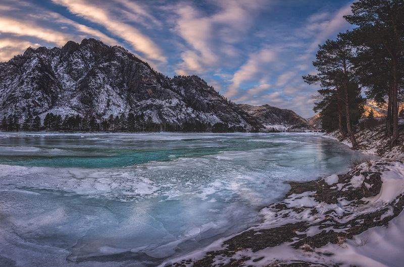 Зимний берег Катуниphoto preview