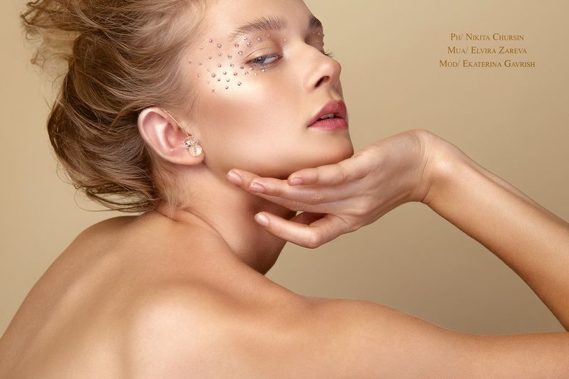 девушка, бежевый, портрет, фэшн Катринphoto preview