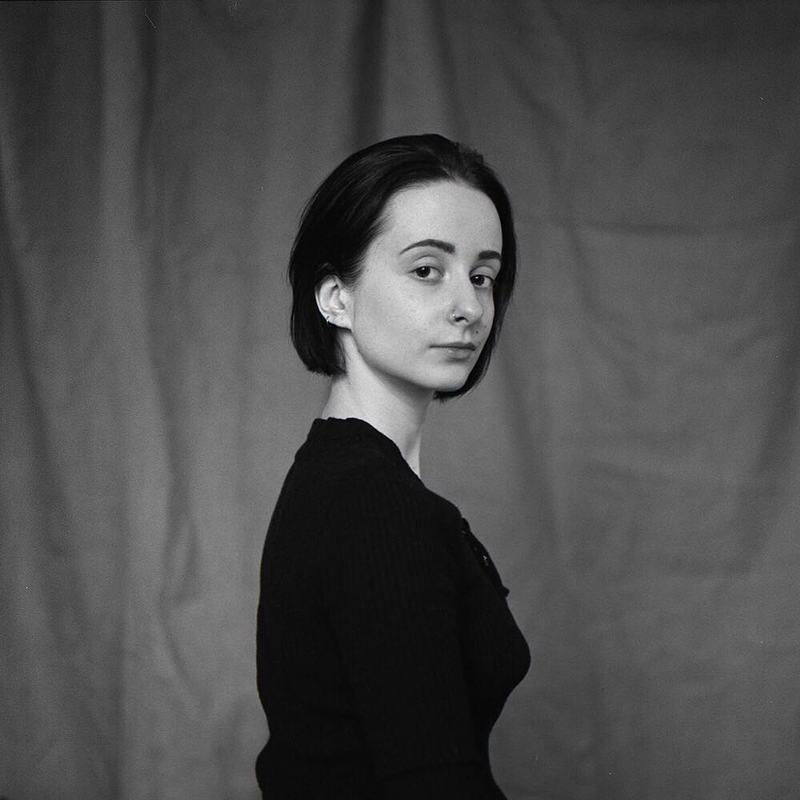 mamiya, ilford, woman, portrait, people, портерт, женщина, девушка Надеждаphoto preview