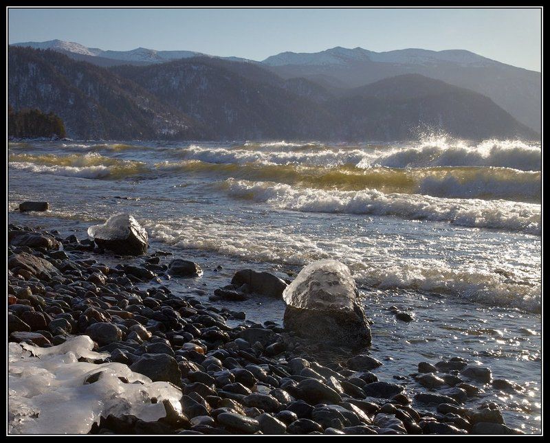 телецкое, озеро Штормит однако...photo preview