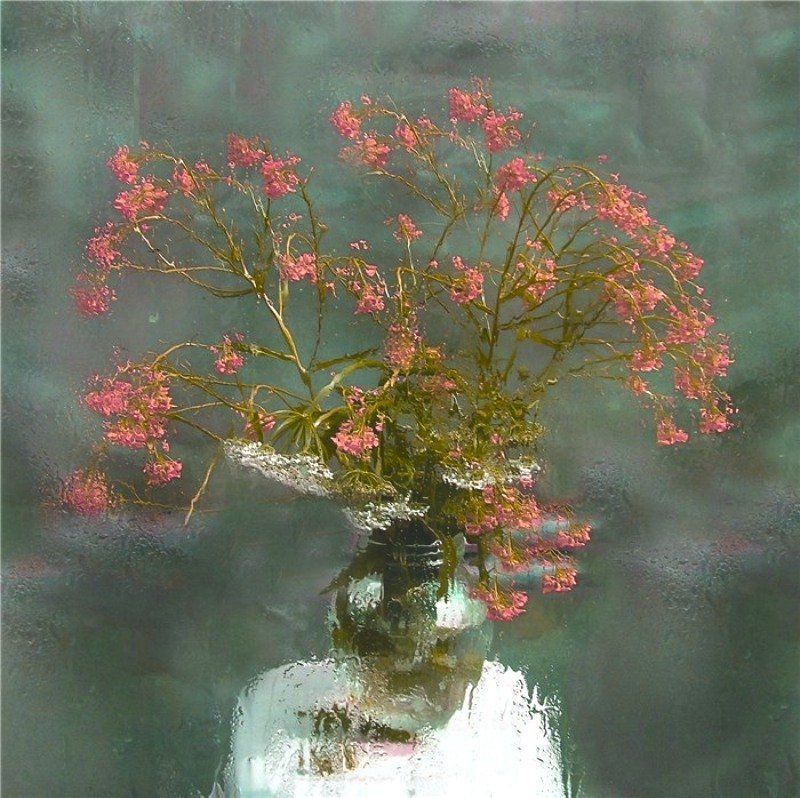 Рисует дождьphoto preview