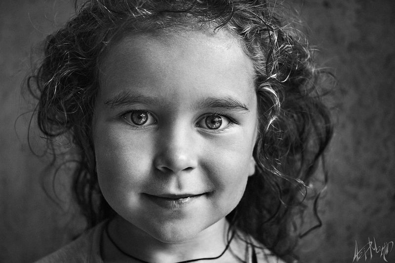 девочка, дитя, взгляд, чистота, доброта, искренность, радость, детство, маленькая Волшебницаphoto preview