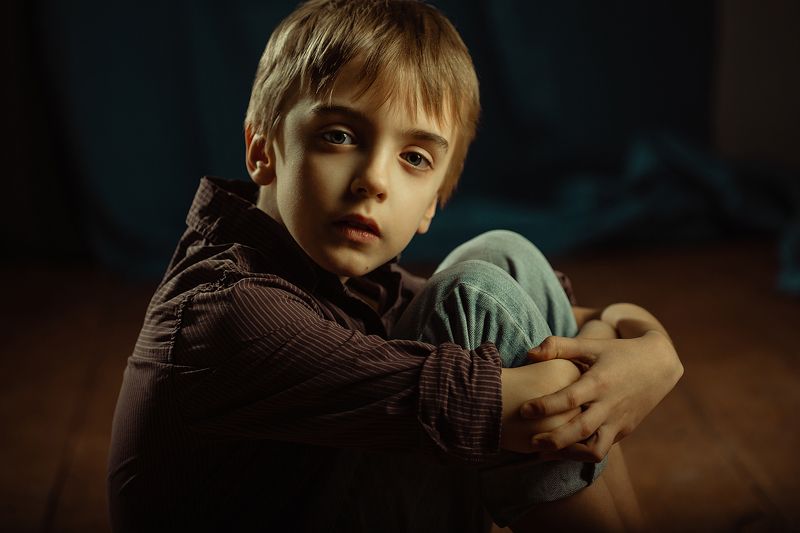 мальчик, портрет, детский портрет, ребенок, детское фото, низкий ключ photo preview