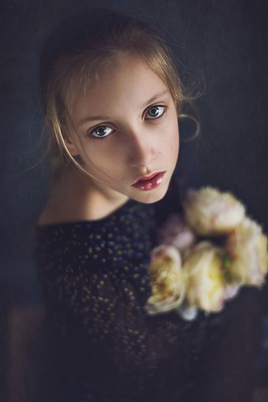 girl, portrait, eyes, look, photo preview