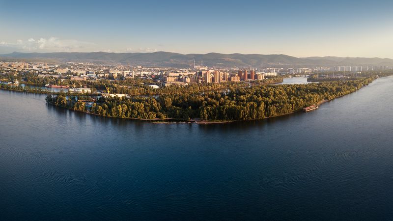 пейзаж, город, панорама, река, енисей, красноярск, горы, сопки, остров, вечер Енисейphoto preview