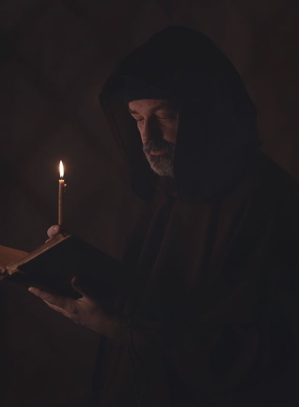 Монах.photo preview