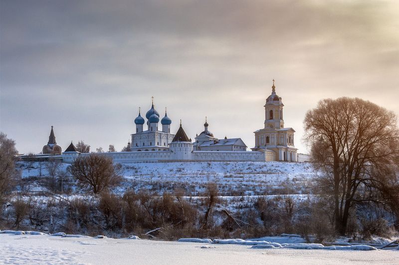 природа,пейзаж,монастырь,архитектура,зима,рассвет,река В зимних красках!photo preview