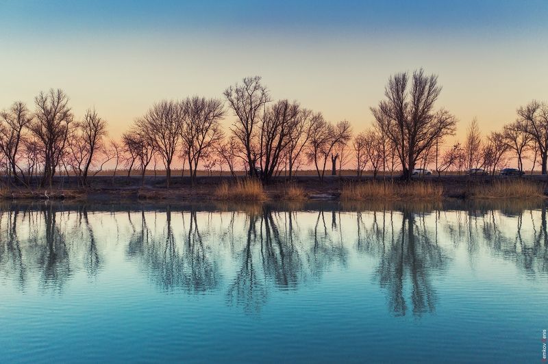 Отраженияphoto preview