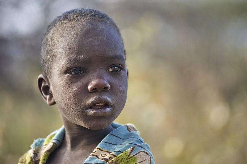 Африка Hadza Sony племя Мальчик из племени Хадзаphoto preview