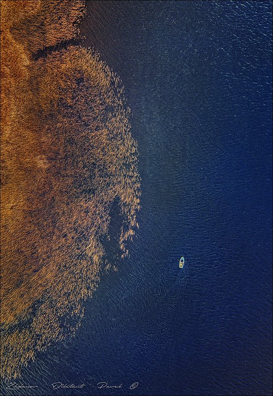 Одинокая лодка.photo preview