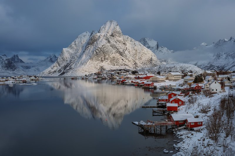 norway, lofoten, lofoten islands, рейне, reine Утро в рыбацкой деревне.photo preview