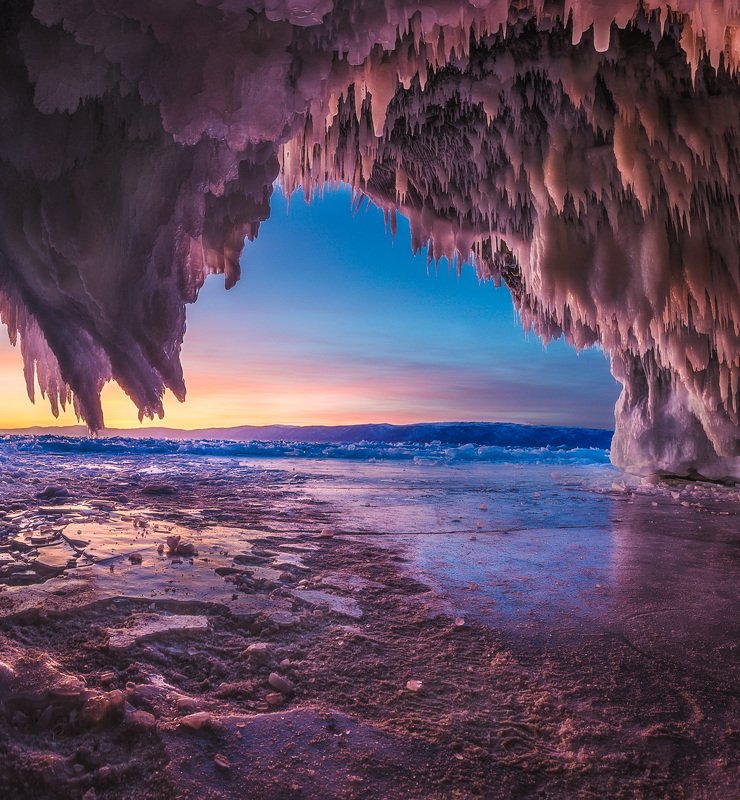 байкал, зима, лед, снег, путешествие, закат, солнце, облака, сосульки Драконья пастьphoto preview