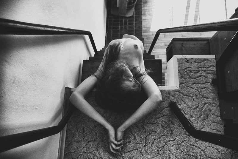 Naked prayerphoto preview