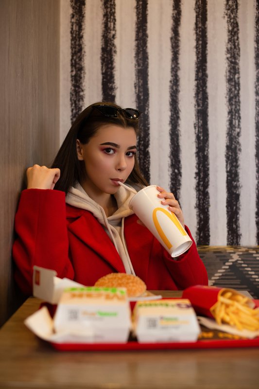 макдональдс, девушка, модель, портрет, образ макphoto preview