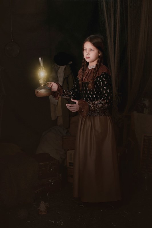 дети, старые, письма, девочка, чердак Старые письмаphoto preview