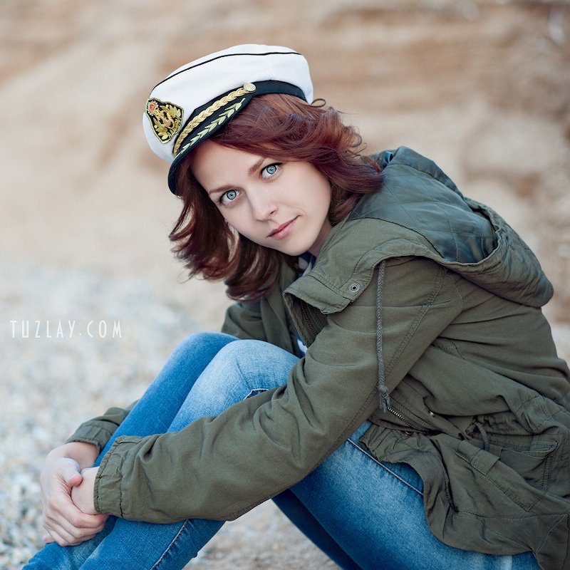 портрет, девушка, на берегу, морское На морскую темуphoto preview