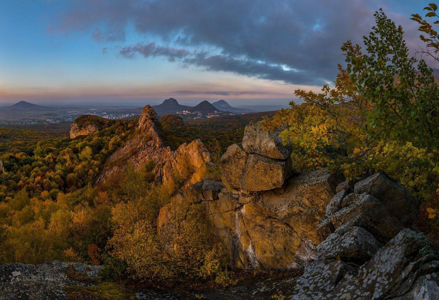 ставропольский край, фотоальбом, ставрополье, осень, бештаугорский, природный заказник, лес, гора, кавминводы, облако, рассвет, пятигорье, острогорка, железноводск, железная, развалка, змейка, pentax645z,  pentax, Лашков Фёдор