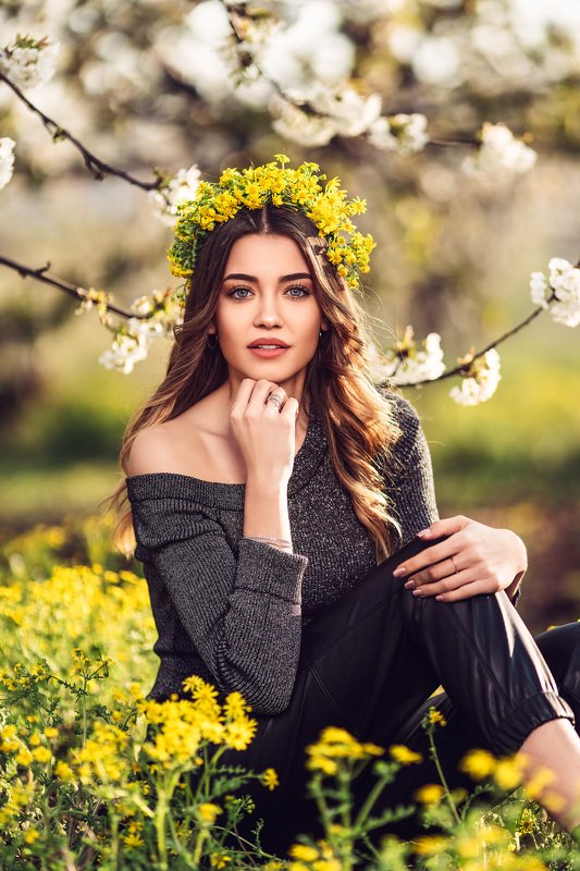 beauty, girl, cute, glamour, face, blue eyes, spring, Portrait of D. in Blossomphoto preview