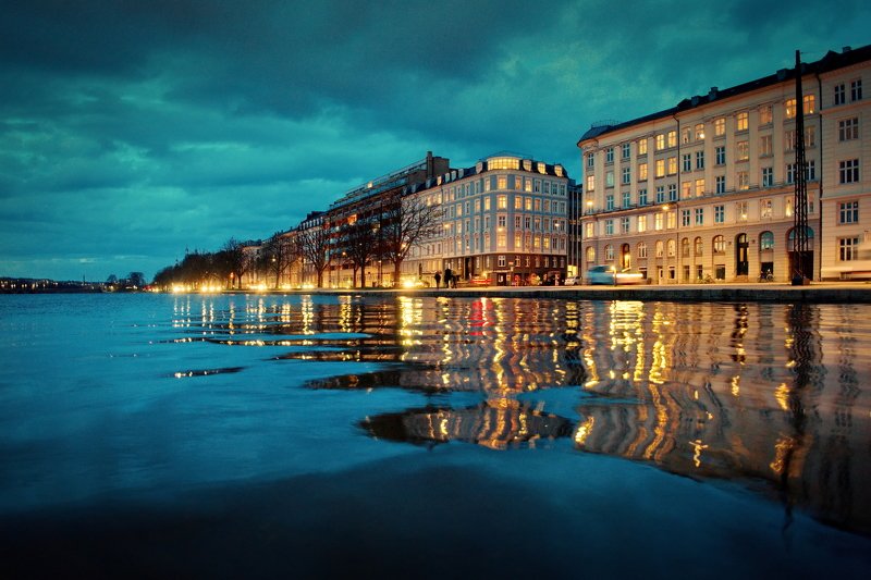 Copenhagen, Danmark, night, lake Copenhagenphoto preview