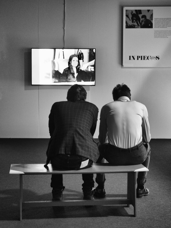 Exibition, Moscow, Russia, Black and white, Monochrome, Street, Portrait Hypnotized фото превью