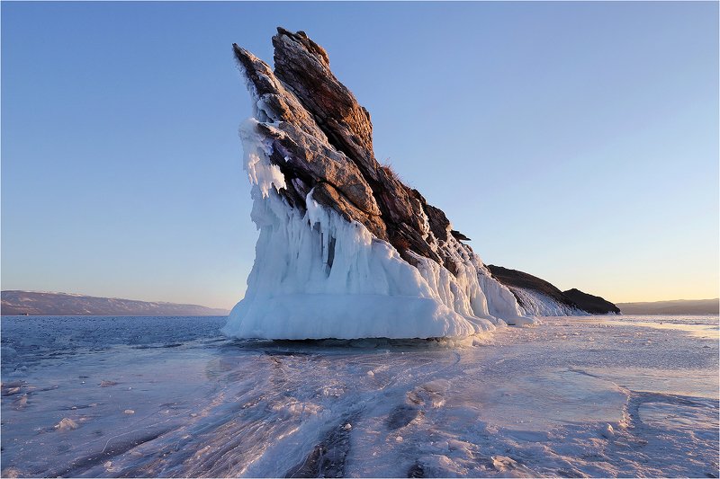 озеро, байкал, остров, утро, зима, Б/Н.photo preview