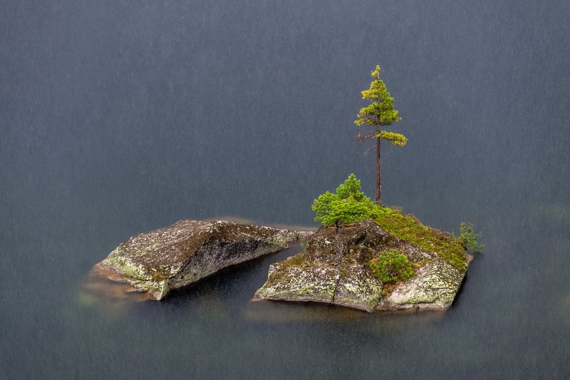 горы, сибирь, саяны, западный саян, ергаки, левень, дождь, вода, озеро художников, ник васильев, красота, поход, путешествие, туризм Перламутровый ливеньphoto preview