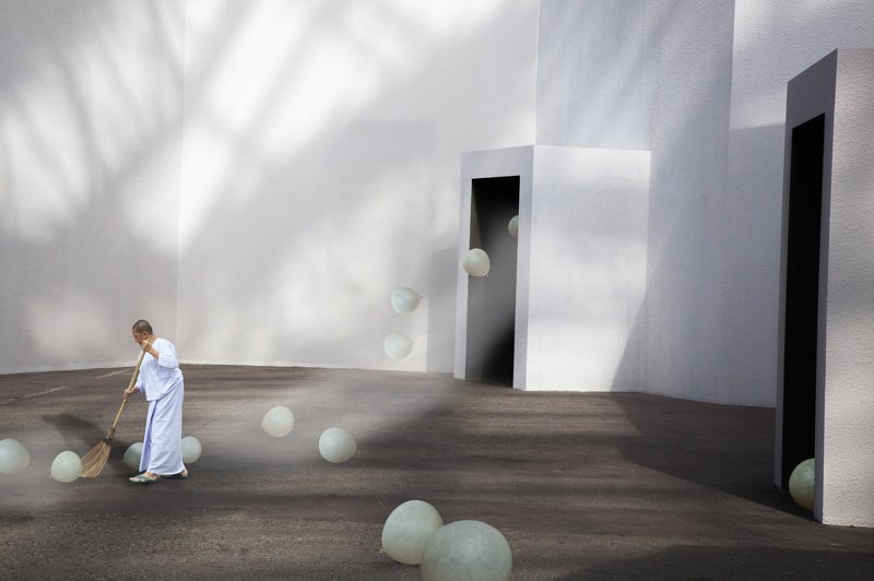 Играphoto preview