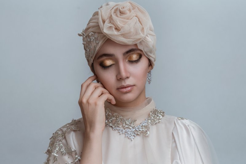 #portrait #femaleportrait #queen #fashion #mood queenphoto preview