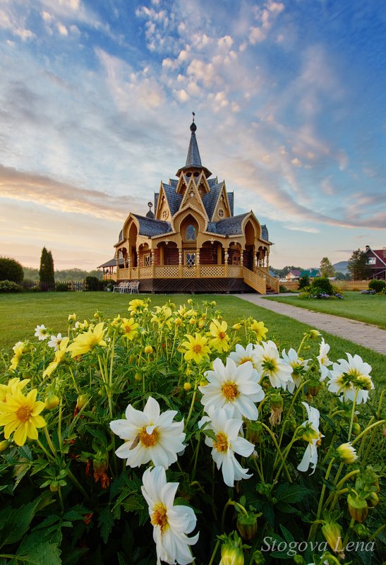 рассвет, цветы, храм Деревенский храмphoto preview