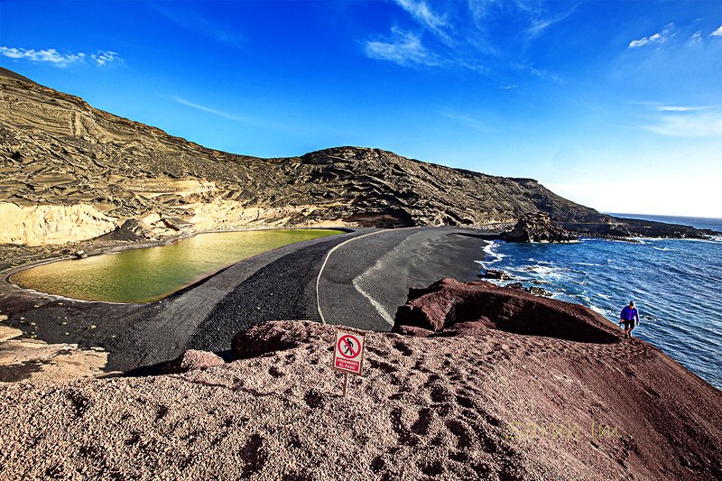lanzalote  el golfo El Golfo The green lagoonphoto preview