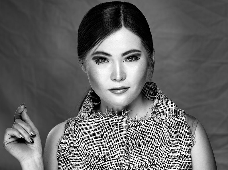 beauty, beauty photographer, fashion, portrait, model, posing, creative, h6d, inspire, beautiful, blackandwhite Nargizaphoto preview