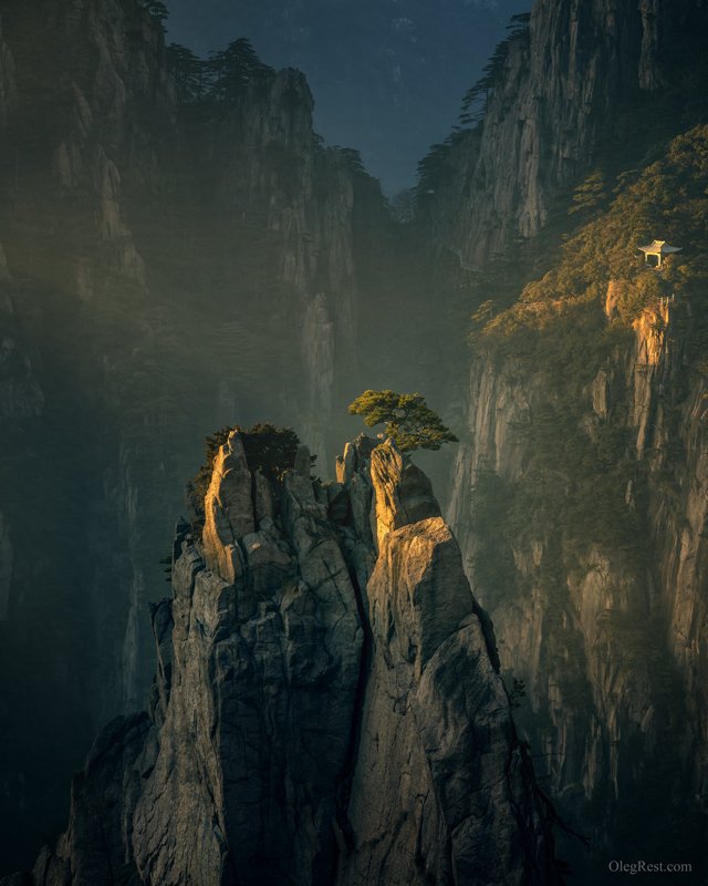 Epic Huangshan mountainsphoto preview