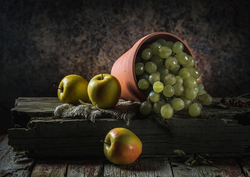 Яблочныйphoto preview