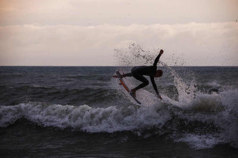 sea storm sunset surfing sochi Russian surfing.photo preview
