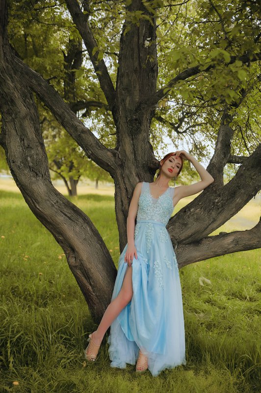 В яблоняхphoto preview