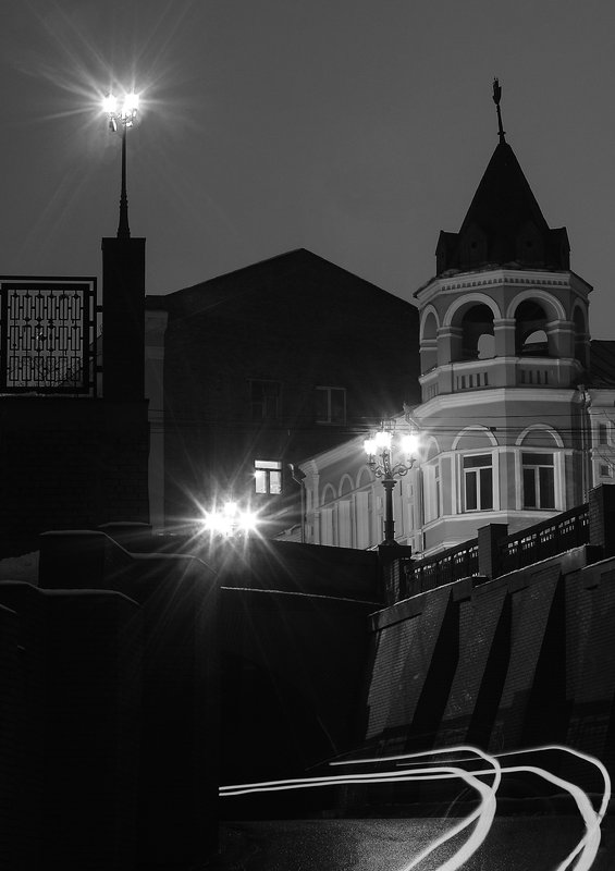 Ночь Город Мост Улица Следphoto preview