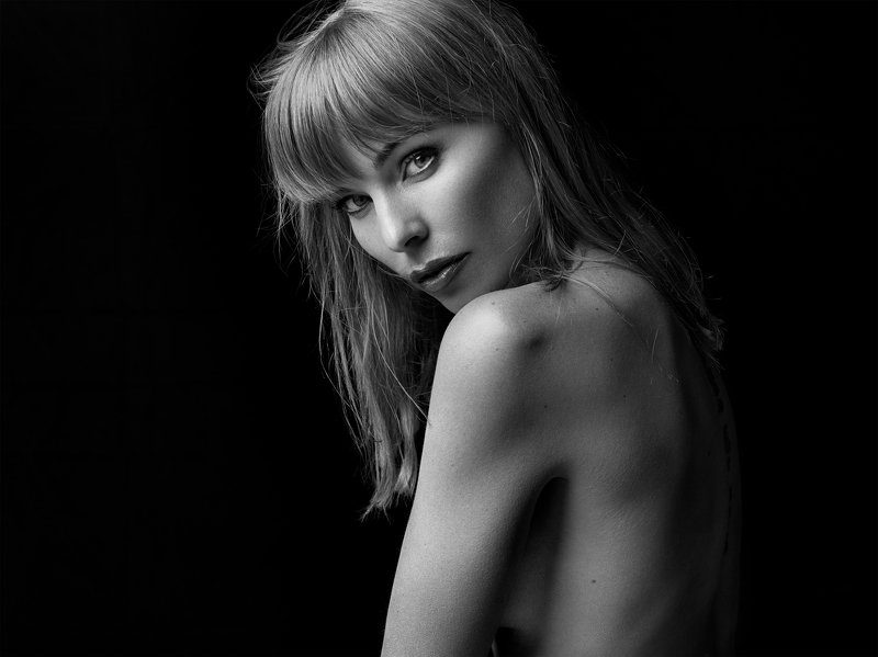 beauty, beauty photographer, fashion, portrait, model, posing, creative, h6d, inspire, beautiful, blackandwhite Ingvillphoto preview